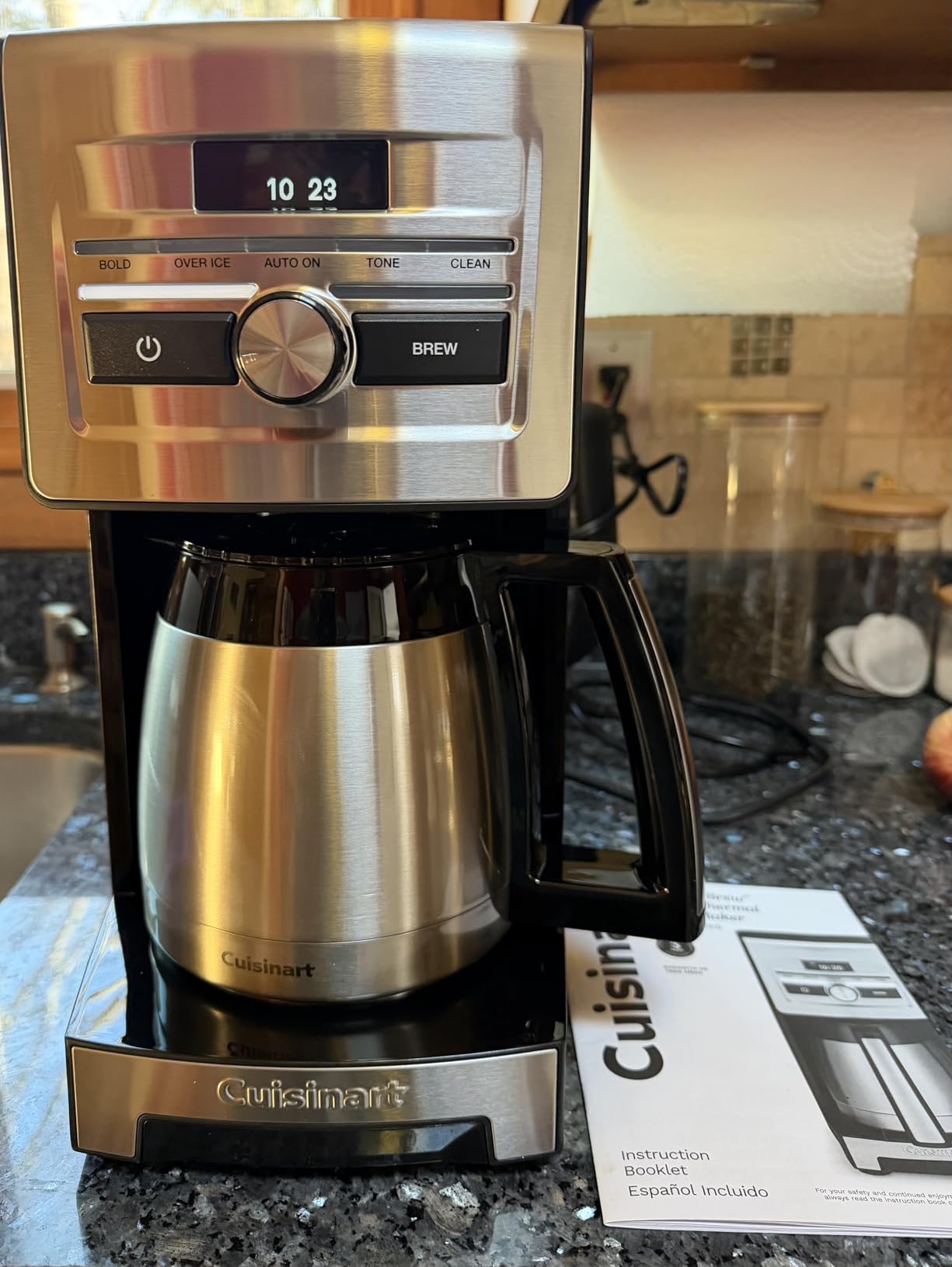 Cuisinart Personal Brew 10-Cup Thermal Coffee Maker, Fully Automatic Programmable Coffee Machine with Hot or Over Ice Options, Brew Strength Control, 52 Ounce Removable Water Reservoir, DCC-10 customer photo 2