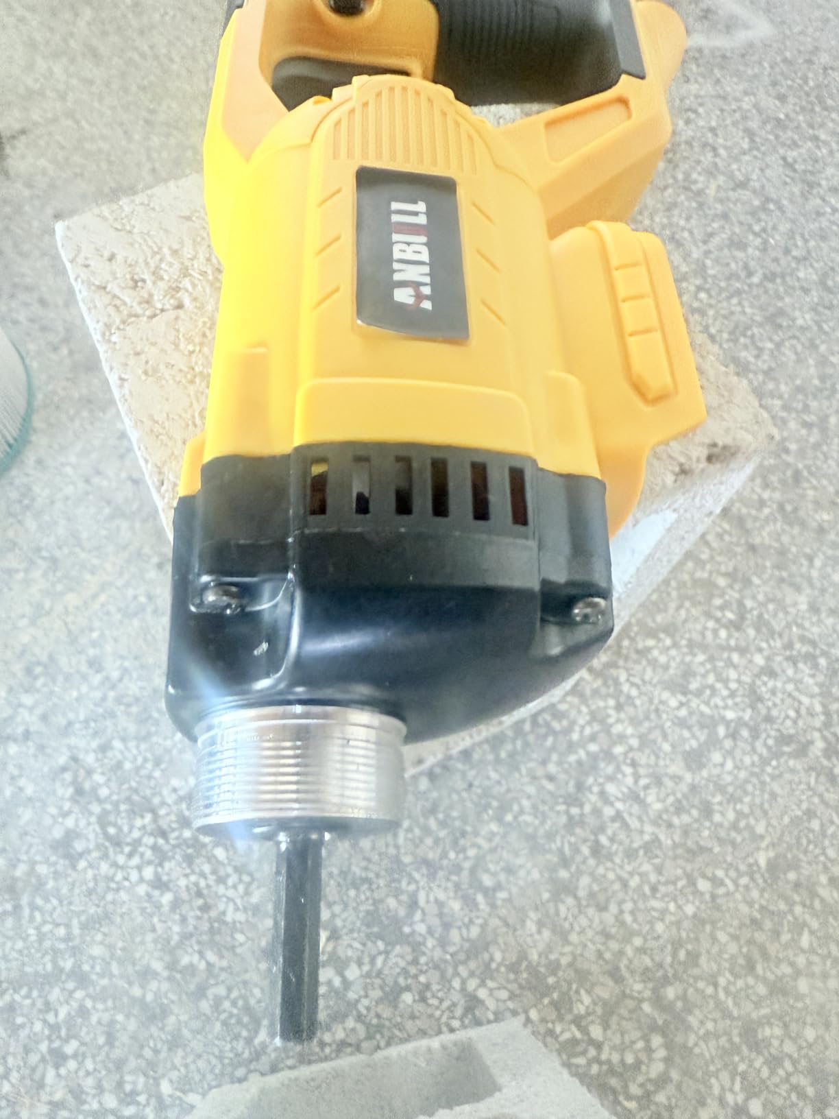 Anbull Cordless Concrete Vibrating Tool with 2x3000mAh Batteries Included,1300W Brushless Concrete Vibrator with 6.6FT Shaft for Removing Air Bubbles,Compatible with Makita 18V Battery customer photo 2