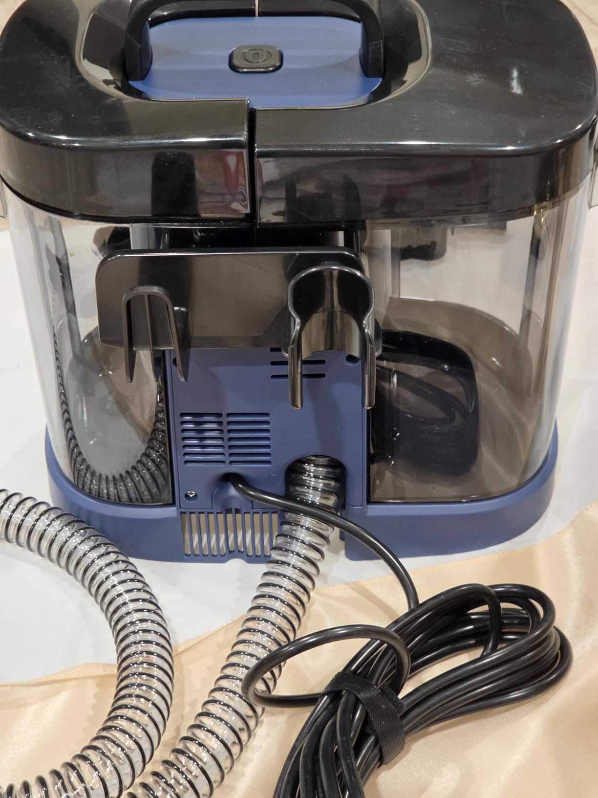 Rosewill Multi-Purpose Portable Carpet and Upholstery Cleaner, 17 KPa Spot Cleaner, 550W Motor customer photo 1
