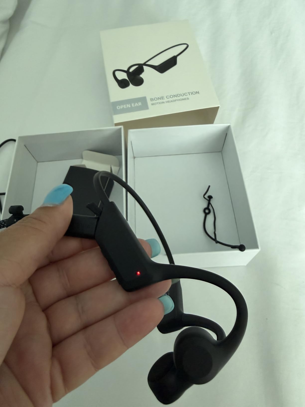 New Waterproof Open-Ear Bone Conduction Headphones - Bluetooth 6.0, 10-Hour Battery Life, Ultra-Light Wireless Headset with Stable Connection, Ideal for Running, Cycling, Workout, Hiking customer photo 2