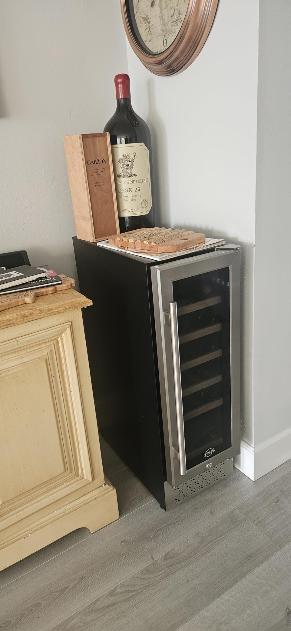 Tylza 15 Inch Wine Fridge, 30 Bottles Dual Zone Wine Cooler Refrigerator, Undercounter or Freestanding, 40-65°F, Wine Cabinet with Tempered Glass Door, Wine Cooler for Home, Kitchen, Bar customer photo 1
