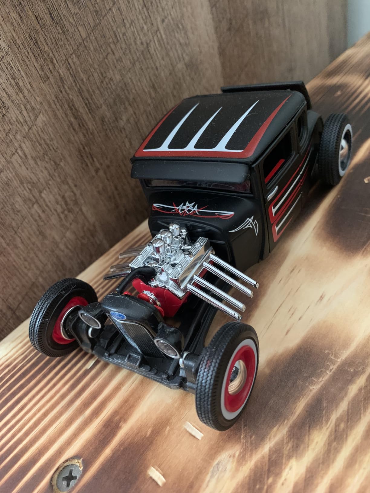 Maisto 1:24 Scale All Star Assembly Line 1929 Ford Model A Diecast Model Kit Small customer photo 1