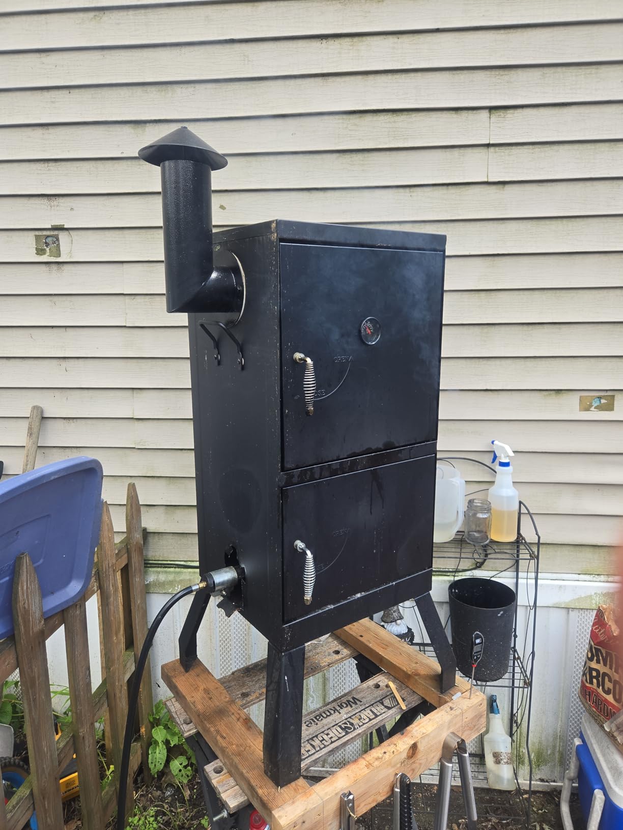 Giantex Outdoor Smoker with Double Doors, 2 Detachable Grill Netting Smoking Racks, Charcoal Pan & Water Pan, 4 Air Vents, Thermometer, Vertical Charcoal Smoker for Barbecue Camping Backyard Grill customer photo 1