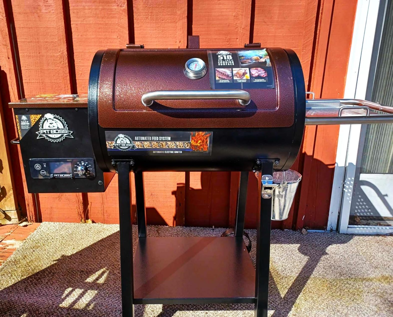 Pit Boss 440 Mahogany Series Wood Pellet Grill & Smoker with Flame Broiler and LED Digital Controller, 518-Sq. In. Cooking Space, 180F to 500F Temperature Range, 5 lb. Pellet Hopper, Brown customer photo 1