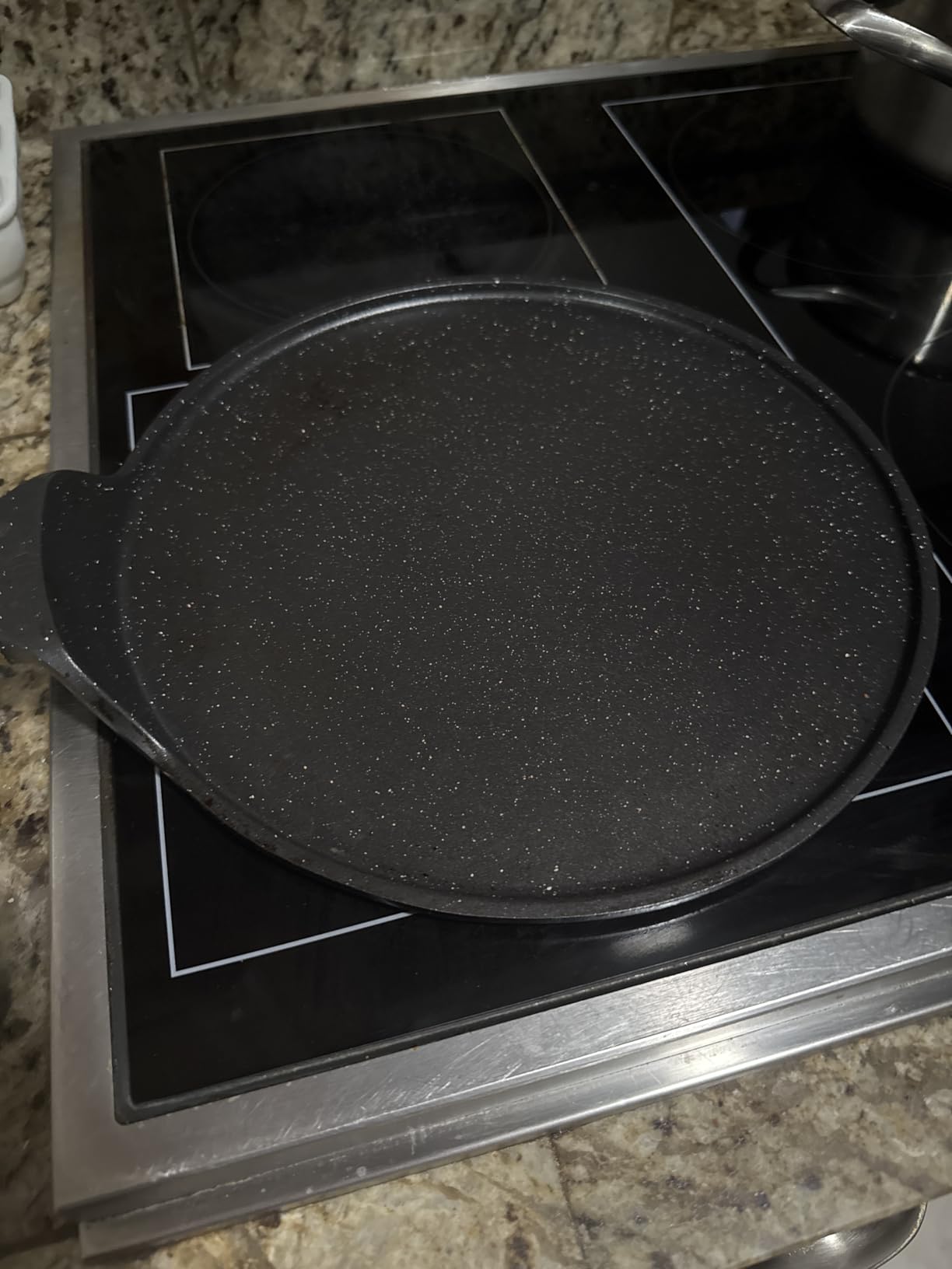 ESLITE LIFE 9.5 Inch Crepe Pan with Spreader, Nonstick Granite Coating Dosa Pan, Roti Tawa Comal Para Tortillas Pancake Griddle Pan, Induction Compatible, PTFE & PFOA Free customer photo 1