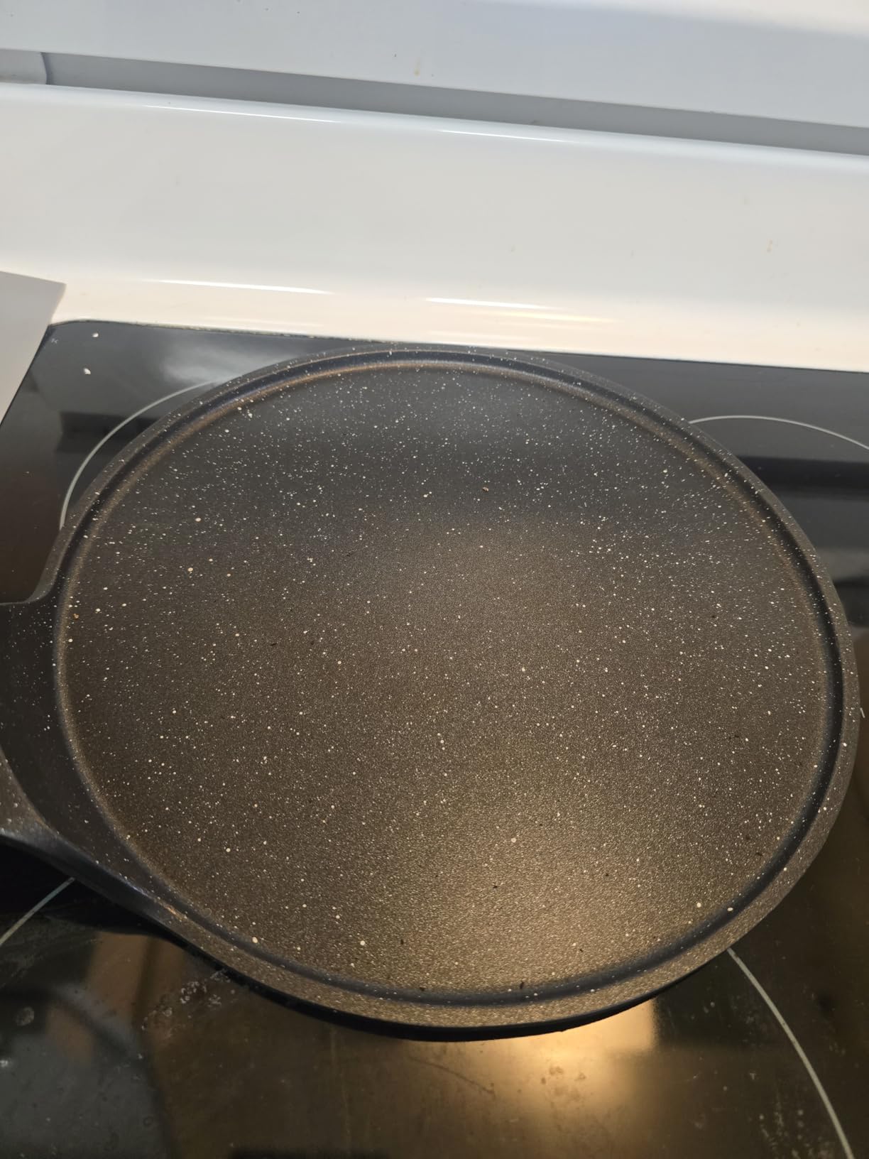 ESLITE LIFE 9.5 Inch Crepe Pan with Spreader, Nonstick Granite Coating Dosa Pan, Roti Tawa Comal Para Tortillas Pancake Griddle Pan, Induction Compatible, PTFE & PFOA Free customer photo 2