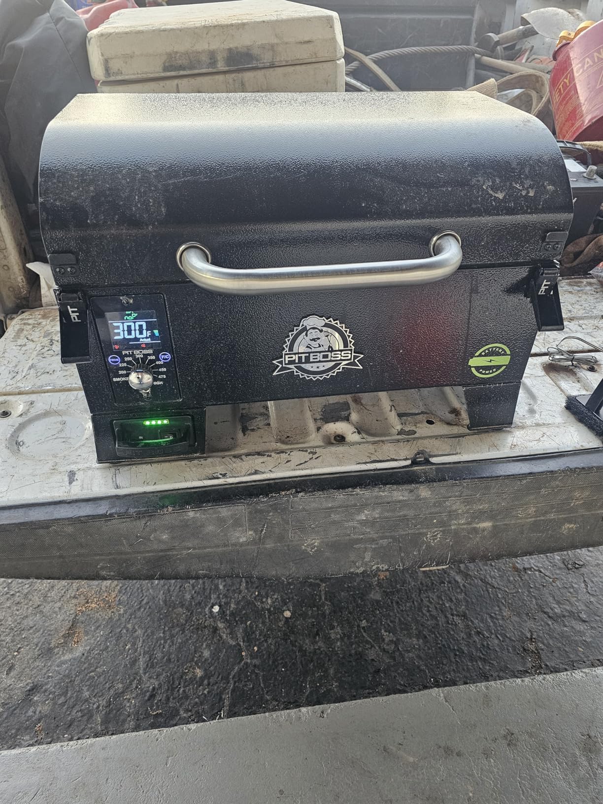 Pit Boss 150 Battery Powered Wood Pellet Grill & Smoker with Flame Broiler, 256-Sq. In. Cooking Space, for Tailgating, Camping, or Travel customer photo 2
