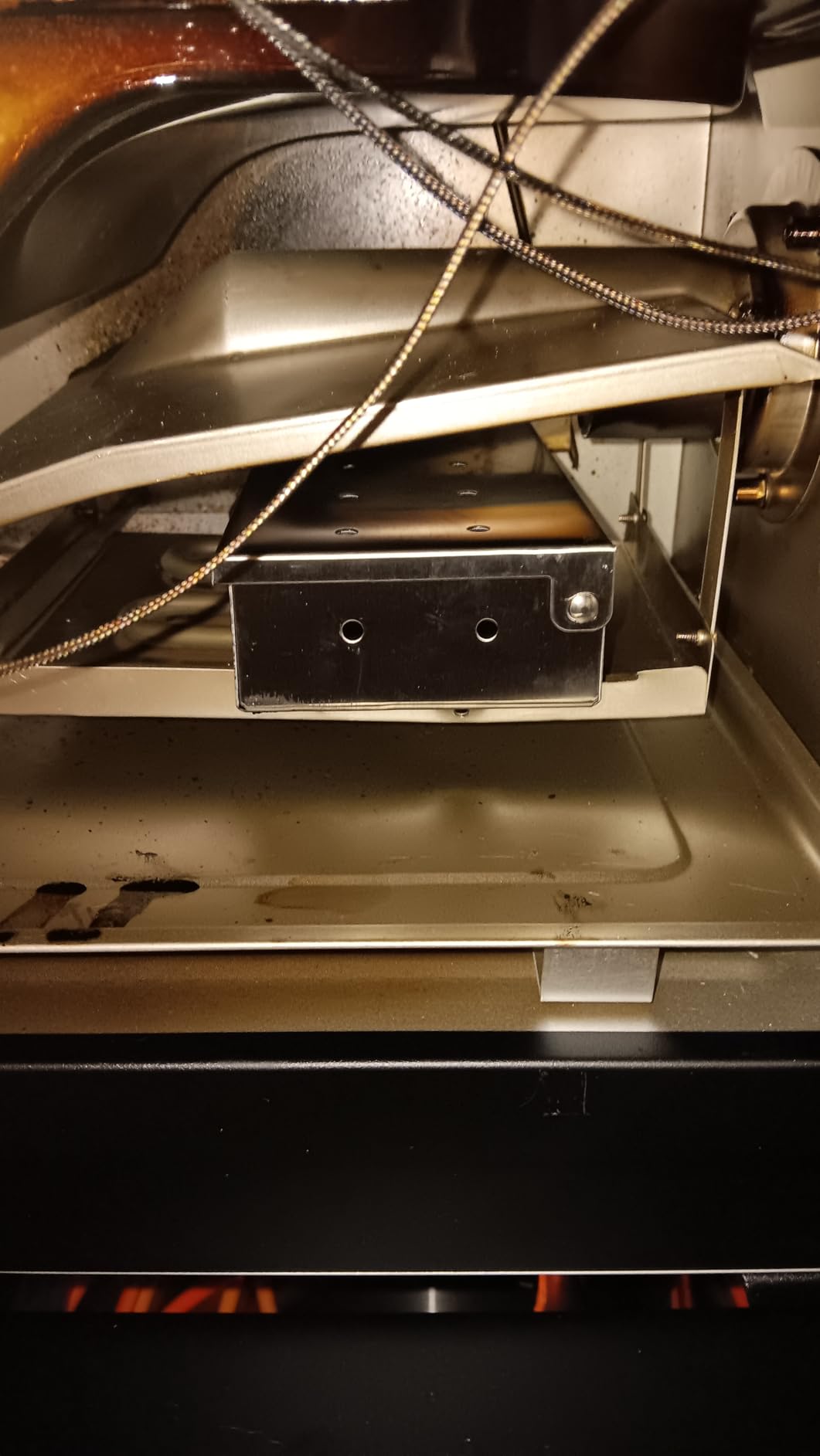Masterbuilt 710 WiFi Digital Smoker, Vertical Design, 711 Cooking Sq. Inches, 4 Chrome Coated Smoking Racks, Wood Chip Loader, Electric Fuel Source, Model MB20070924 customer photo 2
