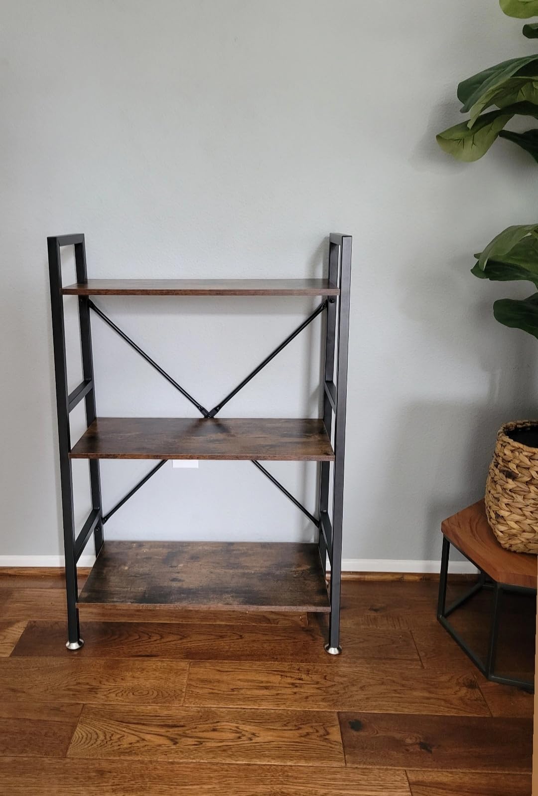 TooCust 5 Tier Ladder Bookshelf, Heavy Duty Rustic Brown Wood and Metal Bookcase with 1.2