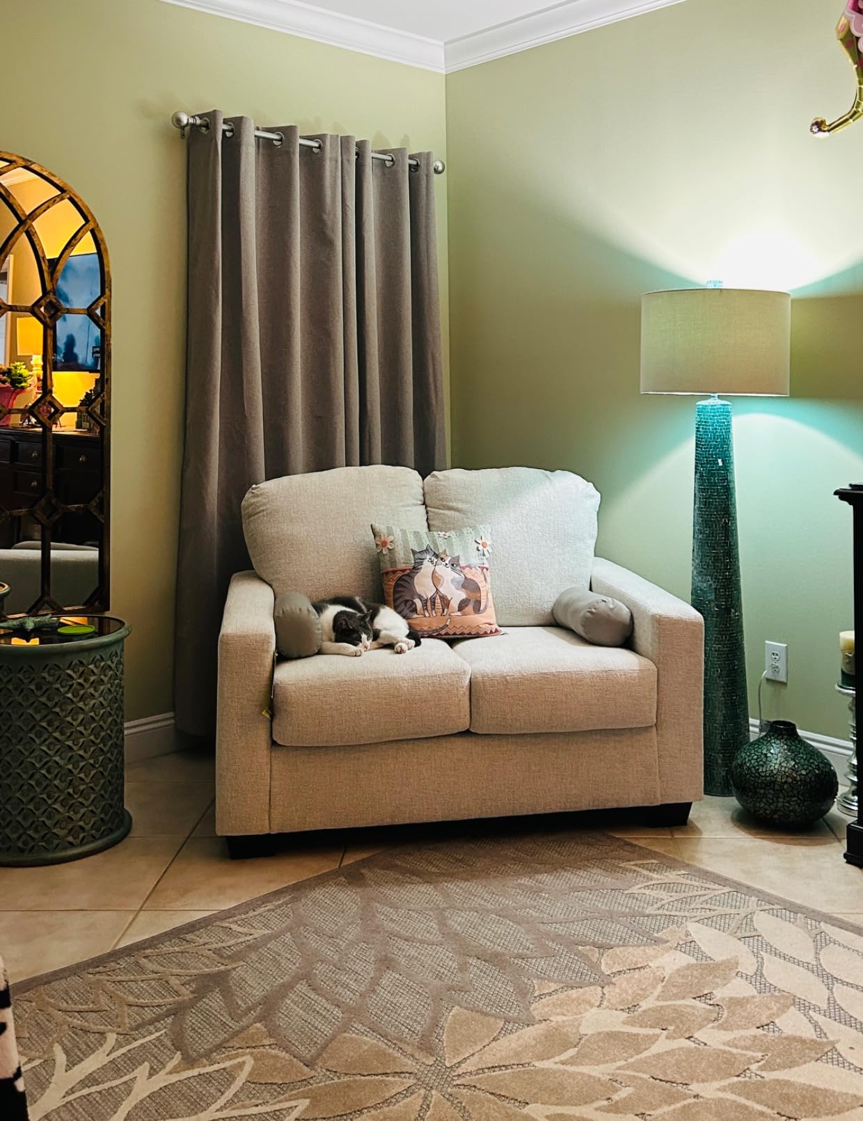 Signature Design by Ashley Rannis Casual 2-in-1 Sofa Sleeper with Folding Gel Memory Foam Mattress, Queen, Gray customer photo 1