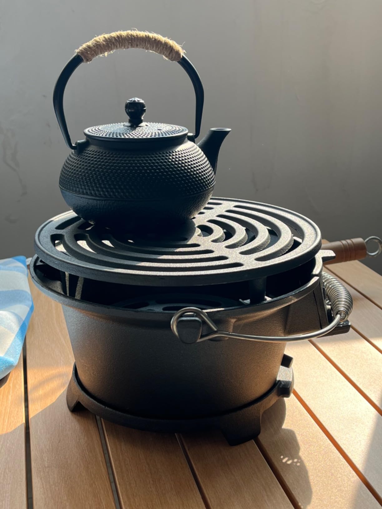 IronMaster Hibachi Grill, 100% Cast Iron, Tabletop Small Portable Charcoal Grill for Outdoor Camping - 2 Heights, Air Control, Coal Door customer photo 1
