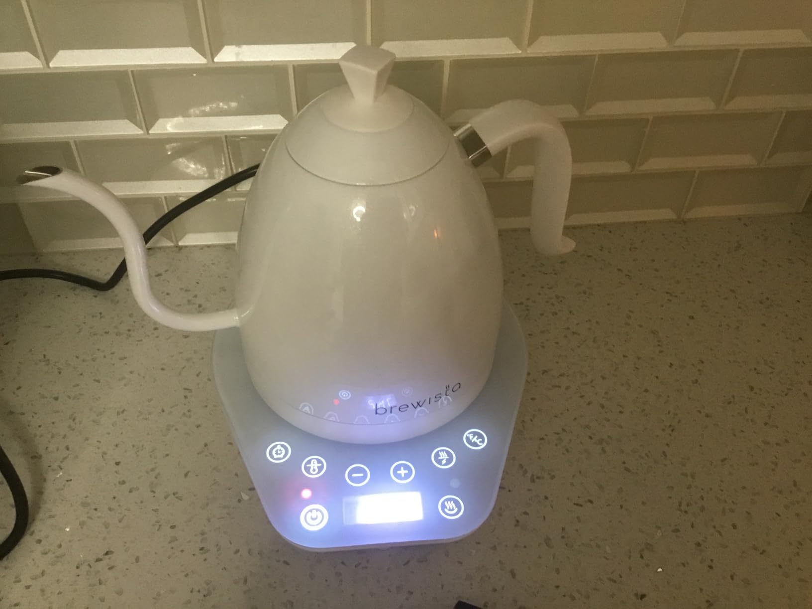 Brewista Artisan Electric Gooseneck Kettle, Water Boiler with LCD Panel, Precise Temperature Control, Fast Boiling and Keep Warm Settings for Pour-Over Coffee & Tea, Cafe, 1 Liter (Stainless Steel) customer photo 2