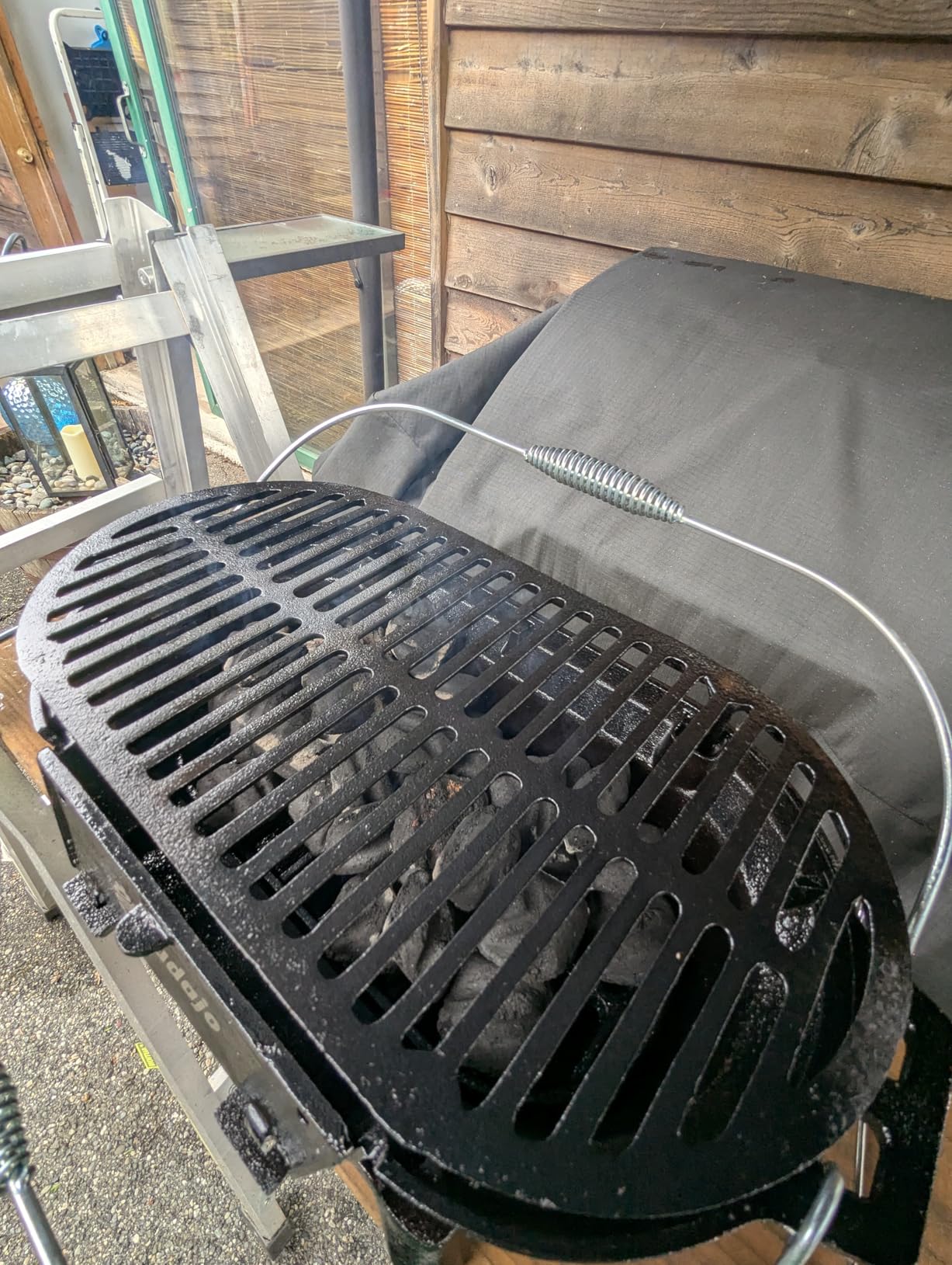 Cast Iron Hibachi Grill - Portable Charcoal BBQ for Outdoor Cooking, Durable Tabletop Skillet, Compact Camping Charcoal Cooker (Oval) customer photo 2