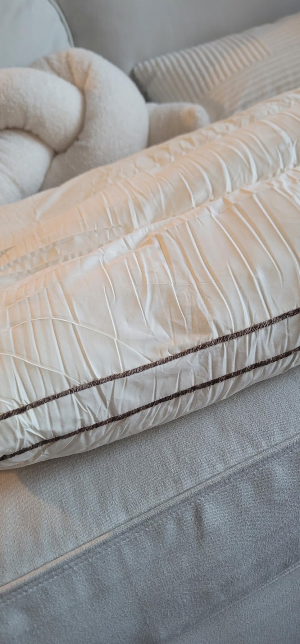 YOUR MOON Natural Wool Pillow Queen, Flat & Thin Wool Pillow for Sleeping, Low-Loft Bed Pillows for Back and Stomach Sleepers, Breathable Cotton Cover (Off White) customer photo 2
