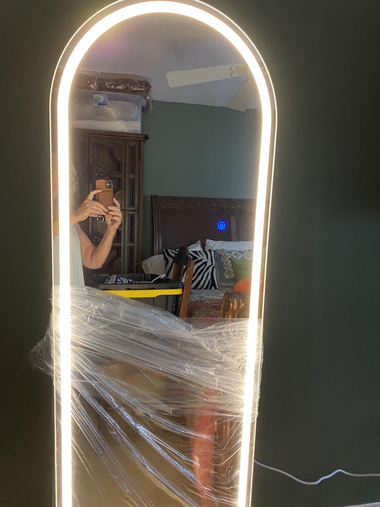 B0FKLRKYGX customer 2-OnlyCaptions
