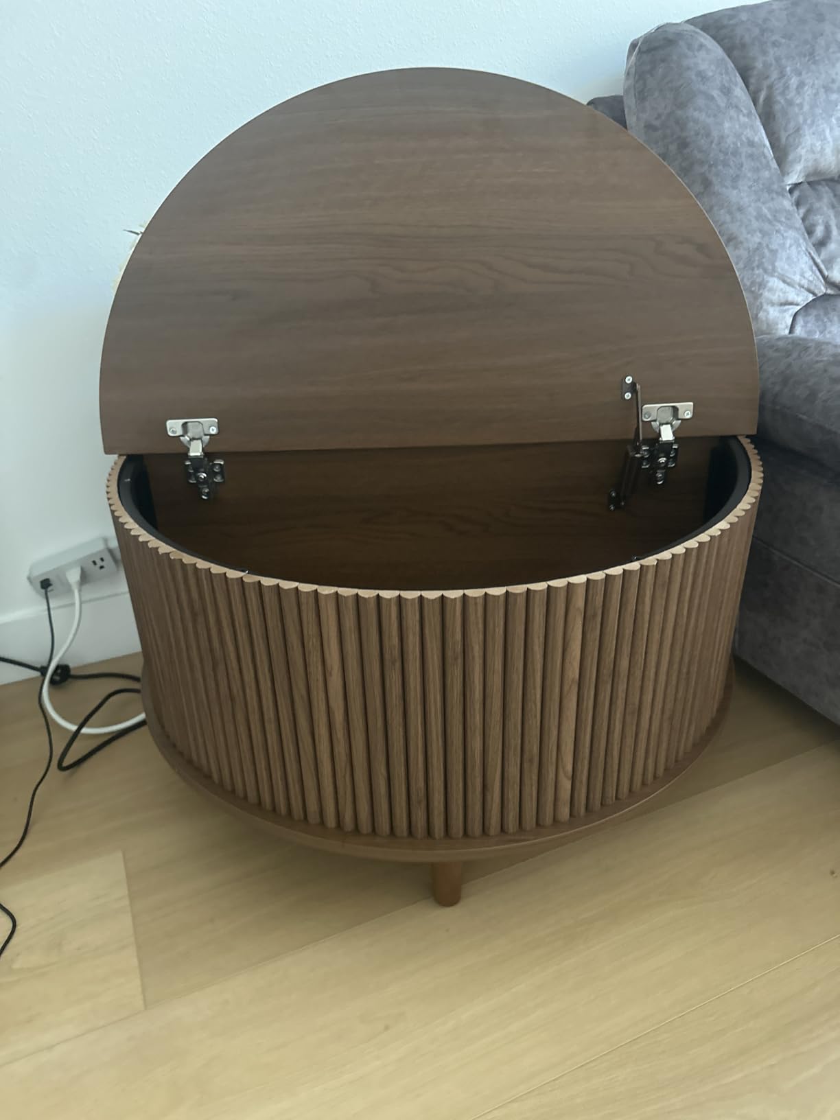 JOINICE Lift Top Coffee Table with Storage, Mid Century Modern Fluted Wood Design, Pop-Up Walnut Center Table with Hidden Compartment for Living Room & Home Office Work/Dining customer photo 2