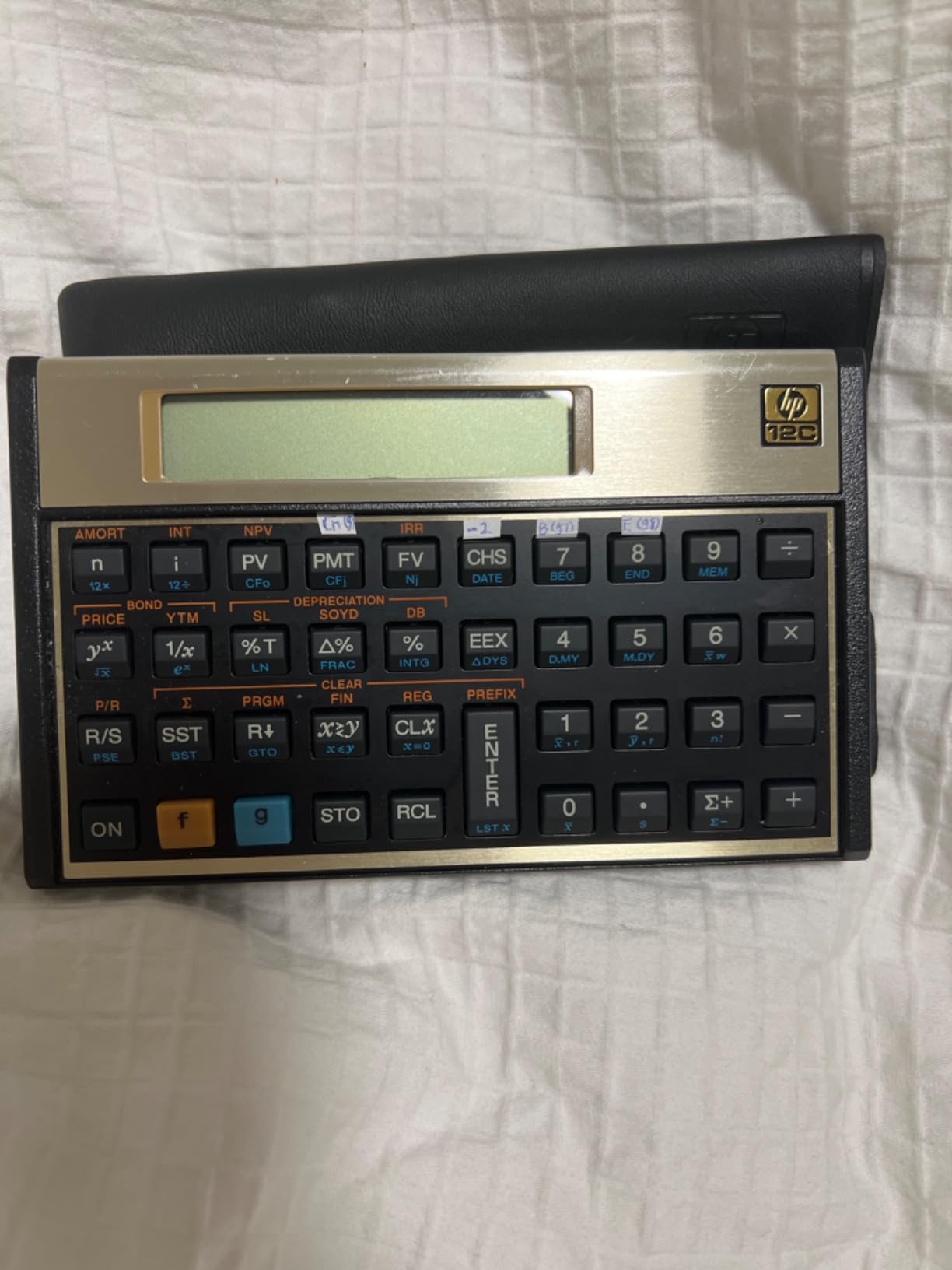 HP 12C Financial Calculator - 120+ Functions: TVM, NPV, IRR, Amortization, Bond Calculations, Programmable Keys - RPN Desktop Calculator customer photo 2