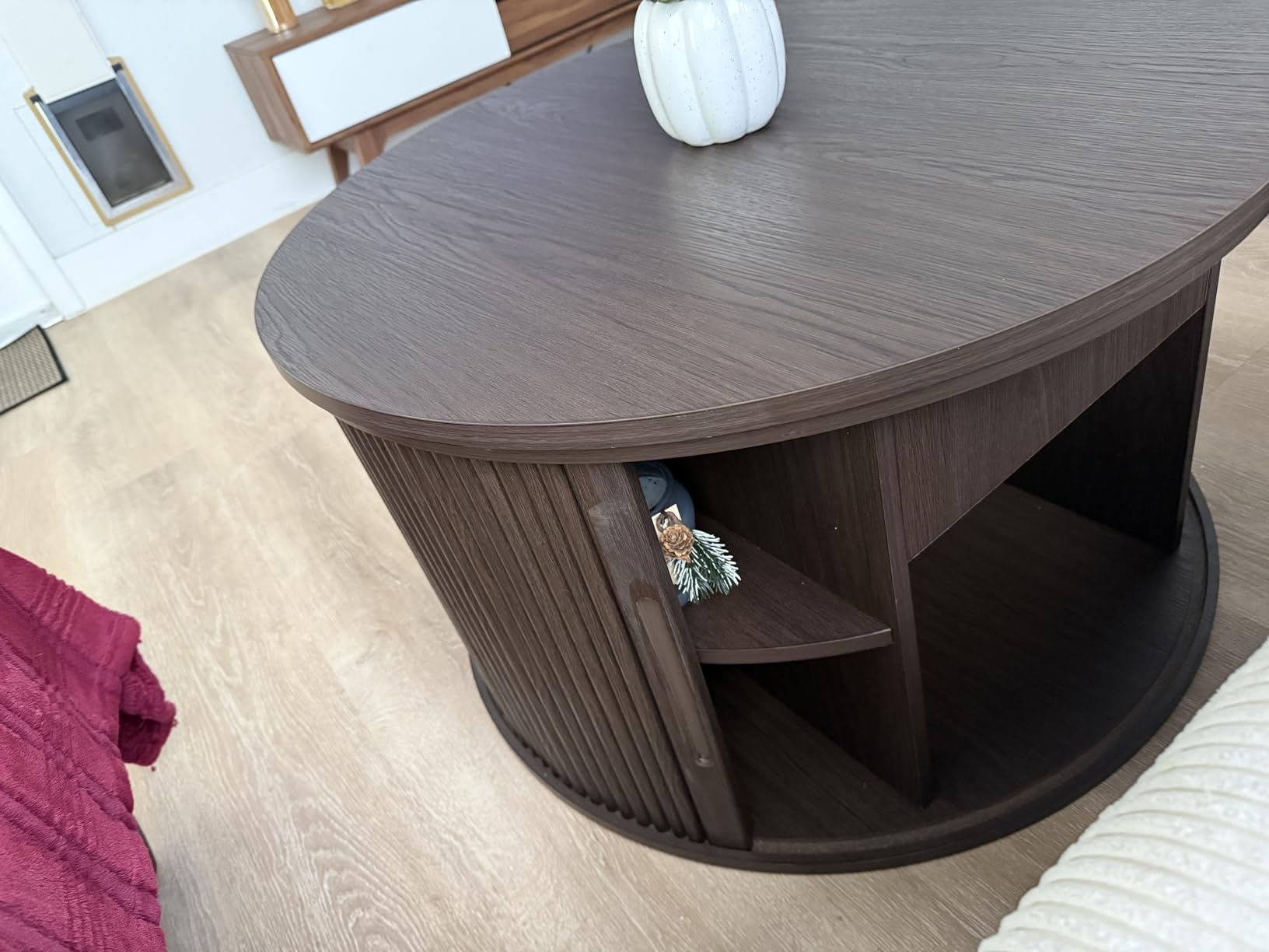 LINSY Lift Top Coffee Table, Oval Fluted Coffee Table with Storage, Mid Century Modern Wooden Coffee Tables with Sliding Tambour Door, 39